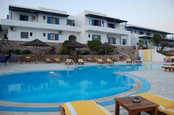 Kolitsani View Hotel Ios Chora Exterior photo